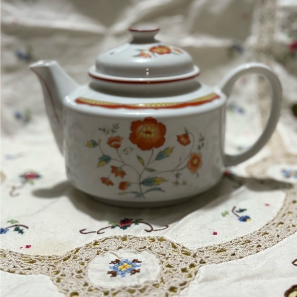 Vintage Floral Teapot with Orange Accents - Picture 1 of 12